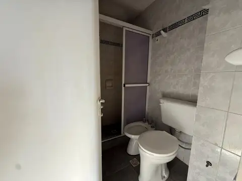 Departamento 5 ambientes con 1 baño