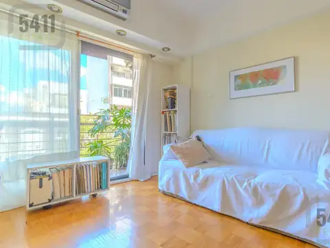 Venta Departamento 4 ambientes al frente con balcon muy luminoso en Caballito