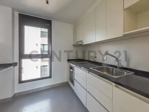 TRES AMBIENTES EN ALMAGRO CON COCHERA