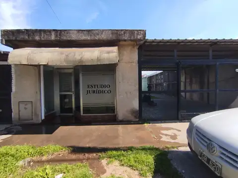 Casa en venta + local comercial