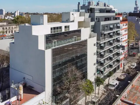 Holmberg 4000, Piso 2