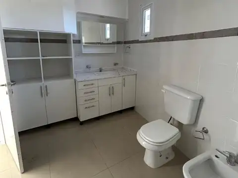Colón 1940 , Piso 16