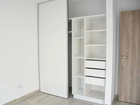 Departamento en Alquiler en Las Delicias, $ 650.000