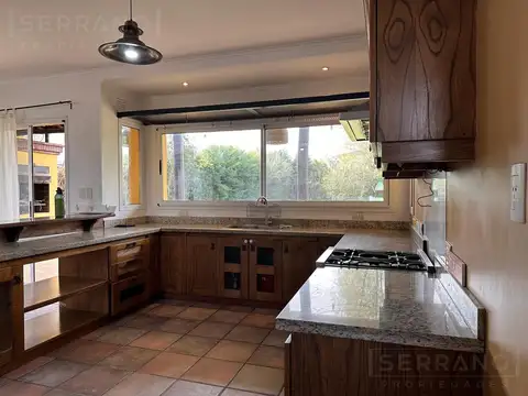 Casa en Alquiler de 4 dormitorios