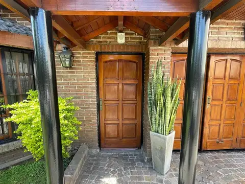 Casa 4 ambientes con 1 baño