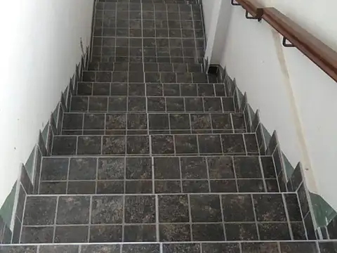 Depto Tipo Casa 6 ambientes con 3 baños