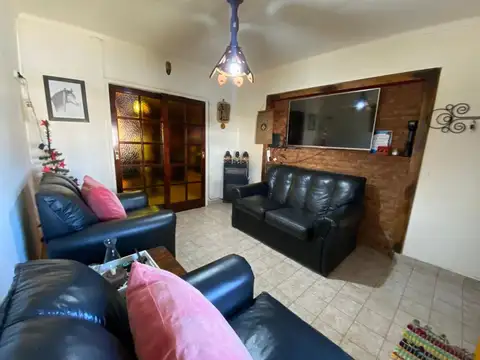 Depto Tipo Casa en Venta 26 años