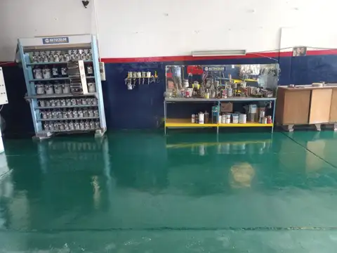 ALQUILER GALPÓN CON HERRAMIENTAS INCLUIDAS - LANÚS