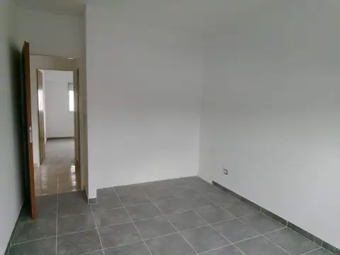 Departamento en Alquiler en Caseros, $ 720.000