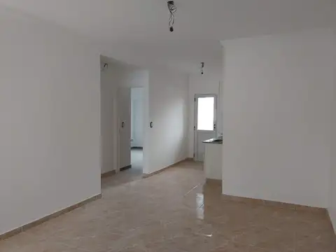 Alquiler de Departamento 3 AMBIENTES en Caseros, Tres De Feb