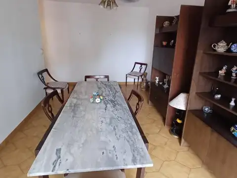 Las Flores 1600, Piso 4