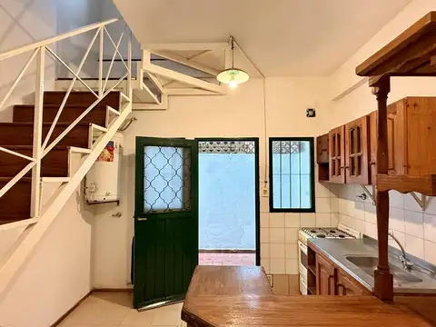 Depto Tipo Casa en Venta 50 años