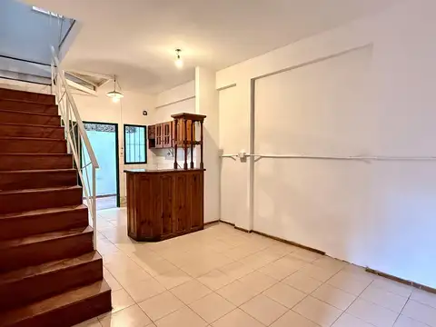 Depto Tipo Casa 2 ambientes con 1 baño
