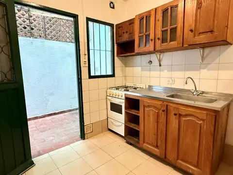 Depto Tipo Casa en Venta 50 años