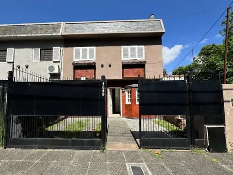 PH TIPO CASA 4 AMB Y PATIO BARRANCAS DE QUILMES