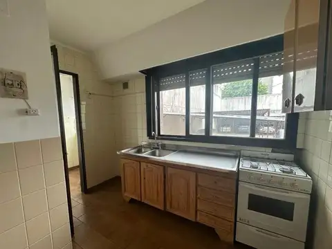 Departamento en Alquiler con 1 cocheras
