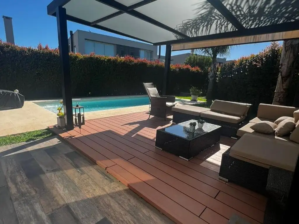 Casa en Alquiler de 276,0 m2