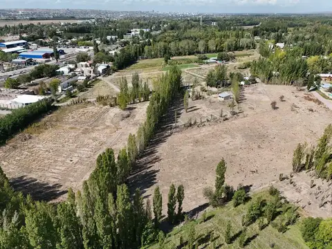 Terreno en Venta en Confluencia, USD 350.000