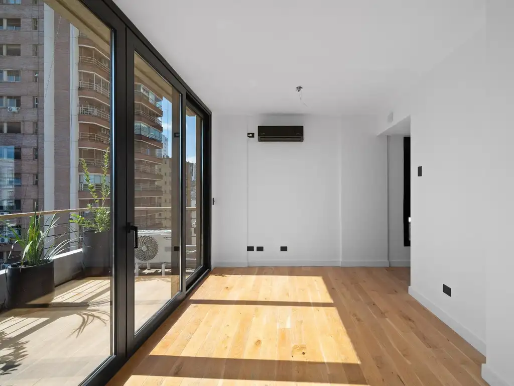 Migueletes 1080 en Las Cañitas