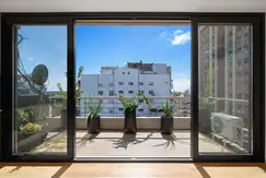 Emprendimiento en Las Cañitas