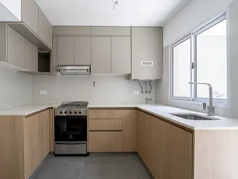 Depto Tipo Casa en Venta en Villa Ortuzar, USD 310.000