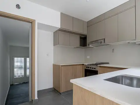 Depto Tipo Casa 4 ambientes con 2 baños