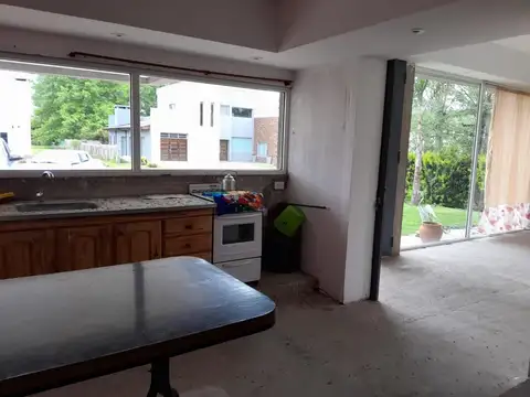 Casa Monoambiente con 4 baños