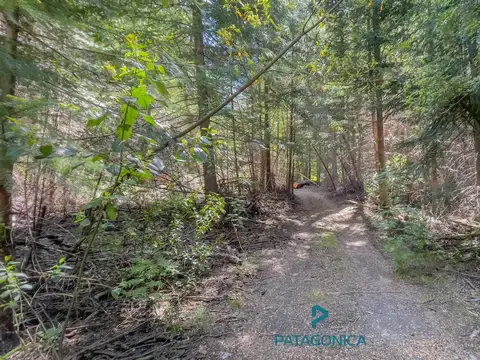 Terreno en Venta 11  mts Fondo