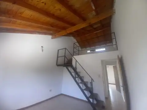 Departamento en Alquiler con 1 cocheras