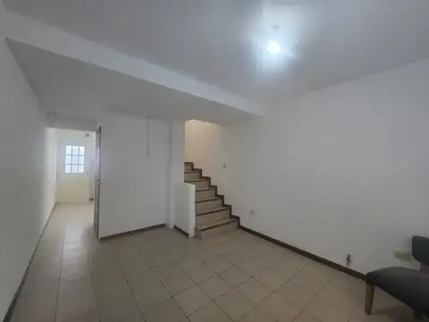 Departamento en Alquiler en San Miguel, $ 800.000