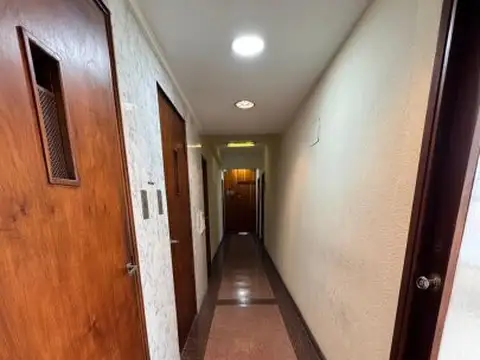 Oficina 2 ambientes con 1 baño