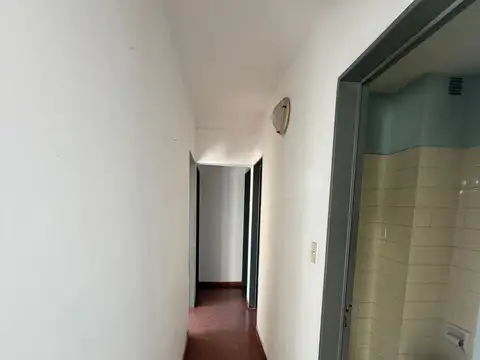 Departamento 4 ambientes con 2 baños