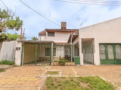 CASA VENTA 3 AMB CASTELAR NORTE