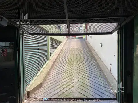 Venta  Cochera en  San Isidro Centro