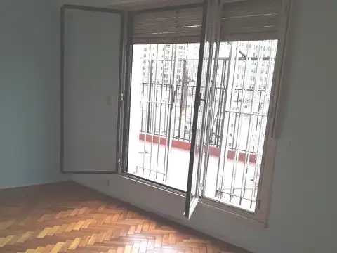 3 ambientes con balcon terraza