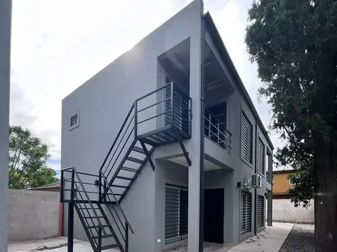 Departamento en Alquiler en Pilar, $ 450.000