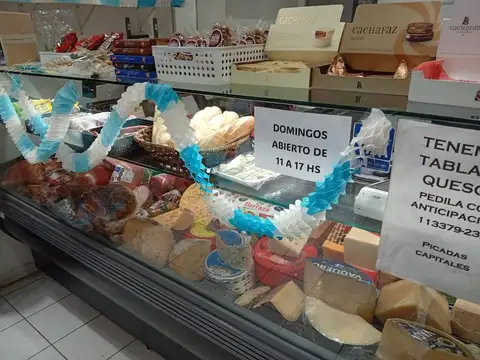Excelente Almacen para ingresar en la zona de Belgrano.