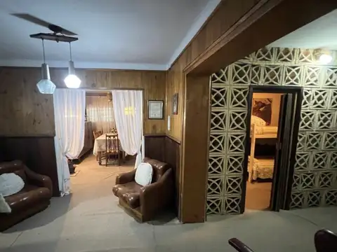 Casa 3 Dorm. - 1 Baño - Oficina independiente - Lobos