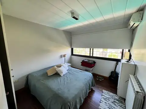 Casa en Venta en Gonnet [Cod: ]