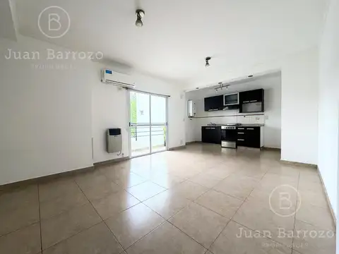 Departamento en Alquiler en Banfield, $ 700.000