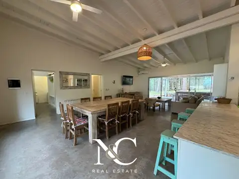Casa en Venta en Costa Esmeralda, USD 230.000