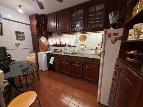 Departamento 4 ambientes con 2 baños