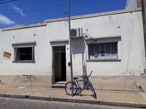 9 De Julio 100