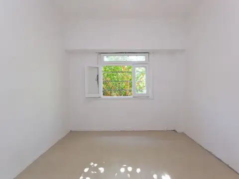 Depto Tipo Casa en Venta al Este