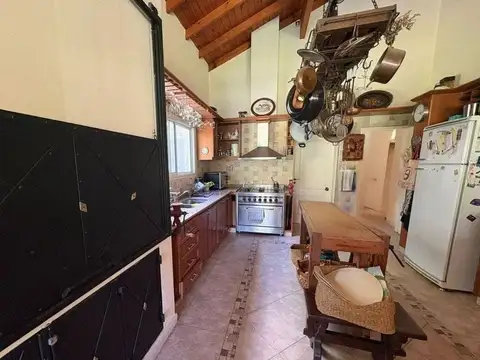 Casa 5 ambientes con 5 baños