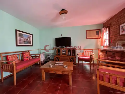 Casa 4 ambientes con 3 baños