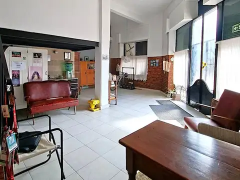 Local en Venta 25 años