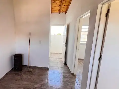Depto Tipo Casa en Alquiler de 3 ambientes