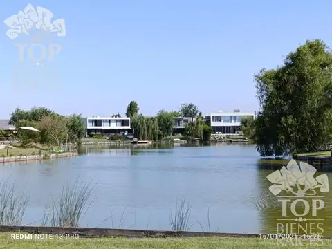 Casa en Alquiler en El Canton - Norte, USD 1.900