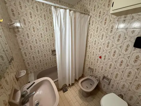 Alquiler casa 3 dorm y jardin San A. de Areco
